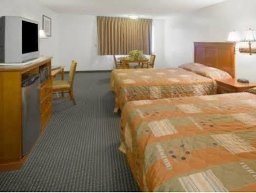 Americas Best Value Inn & Suites-East Bakersfield Ngoại thất bức ảnh